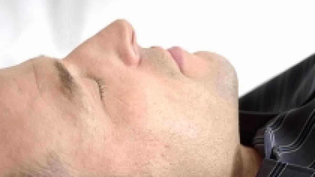 eroare medicala un barbat paralizat a fost lasat sa zaca 23 de ani dupa ce medicii au crezut ca e