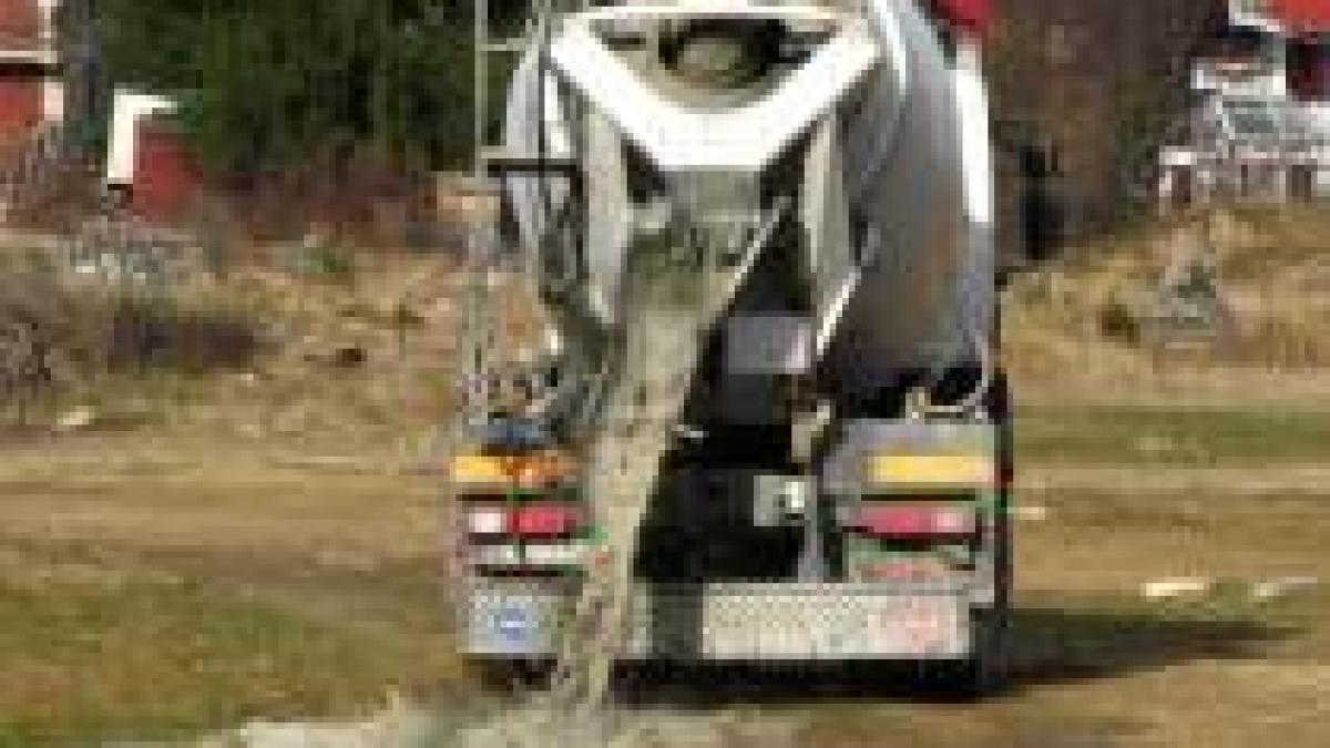 dacia papuc strivita de o betoniera in gorj