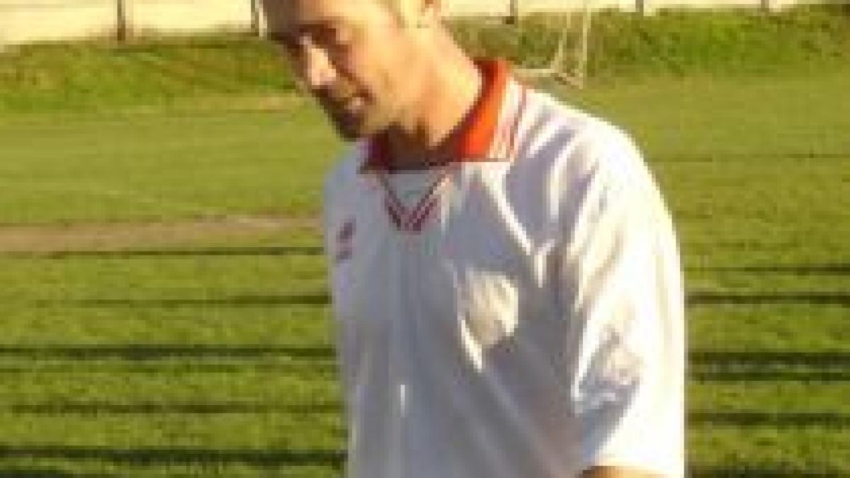 sinescu fost portar al u craiova a murit de cancer la 44 de ani