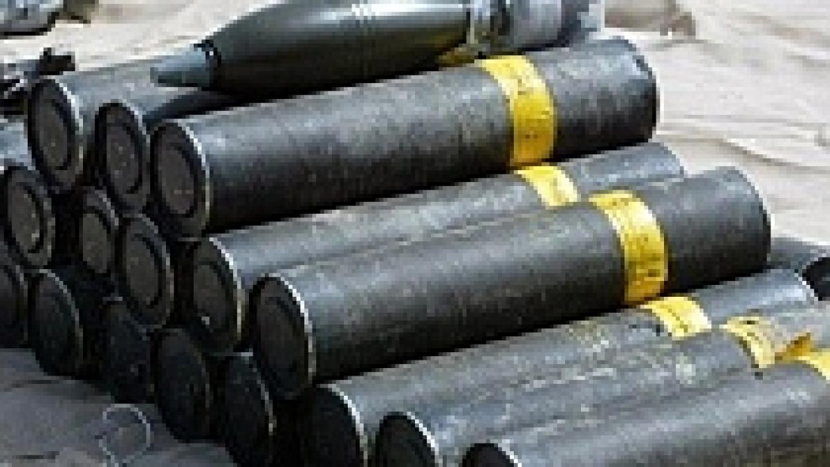 sua preseaza bulgaria sa renunte la armele sovietice