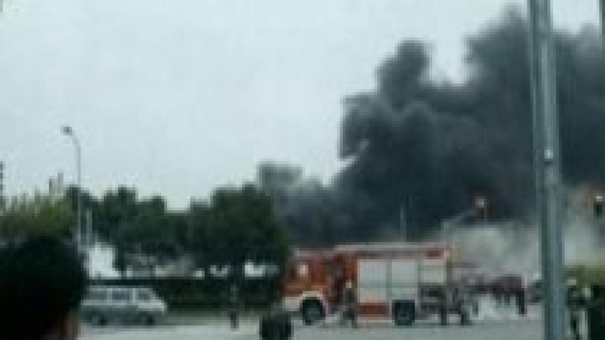 china un avion cargo s a prabusit pe aeroportul din shanghai
