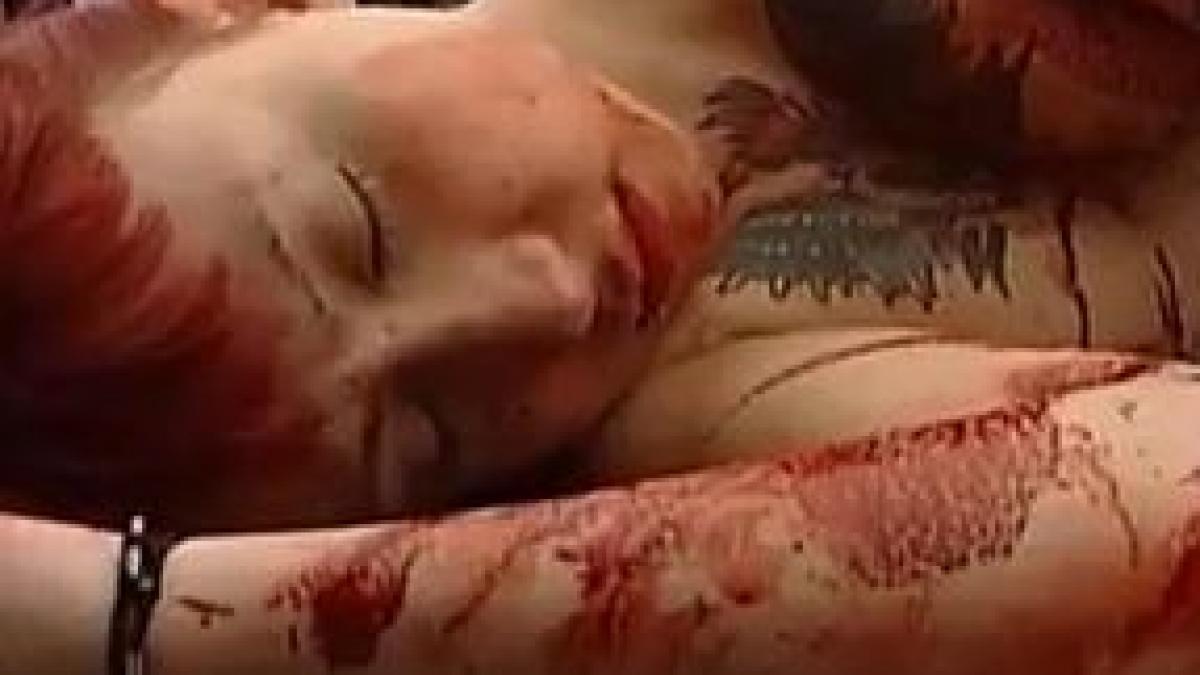 madrid activisti dezbracati au simulat masacrul animalelor cu blana video