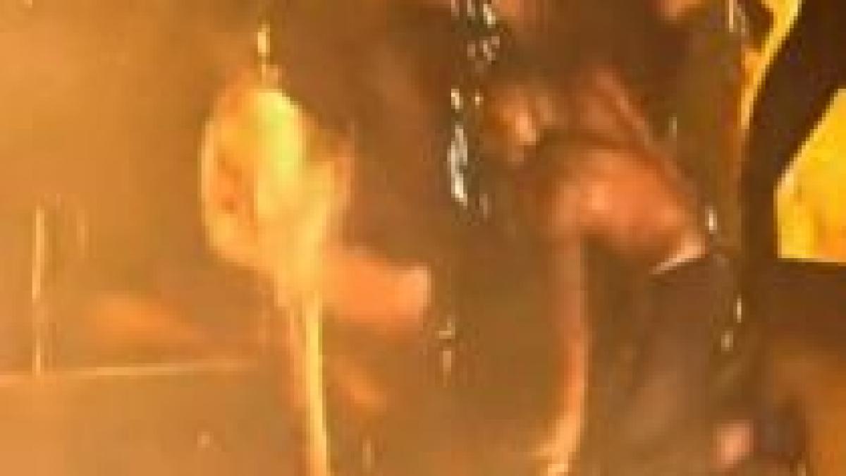 lady gaga a cazut in fund in timpul unui concert din canada video