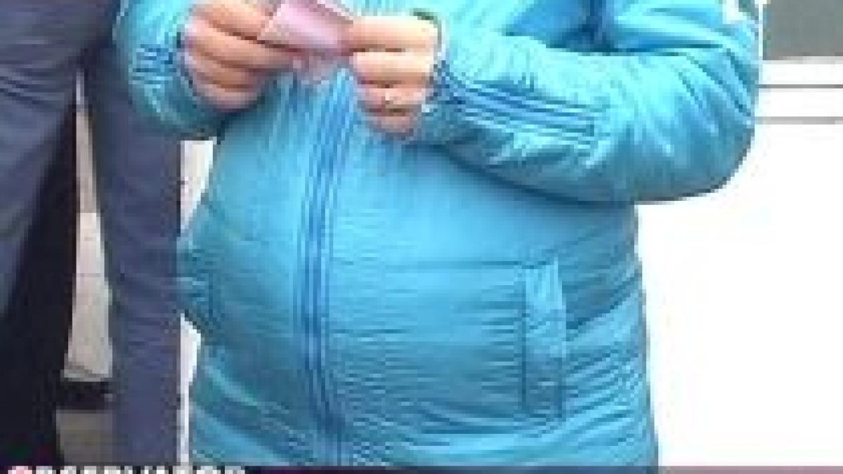 o gravida suspecta de ah1n1 a murit copilul a fost scos prin cezariana