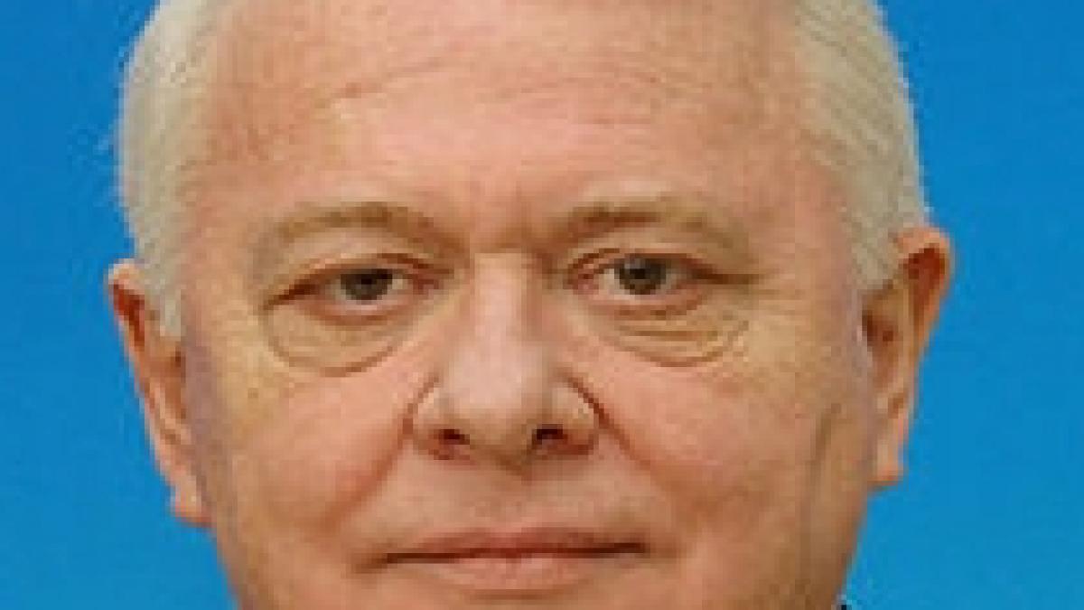 hrebenciuc intre geoana si basescu e o diferenta de 200 000 250 000 de voturi video