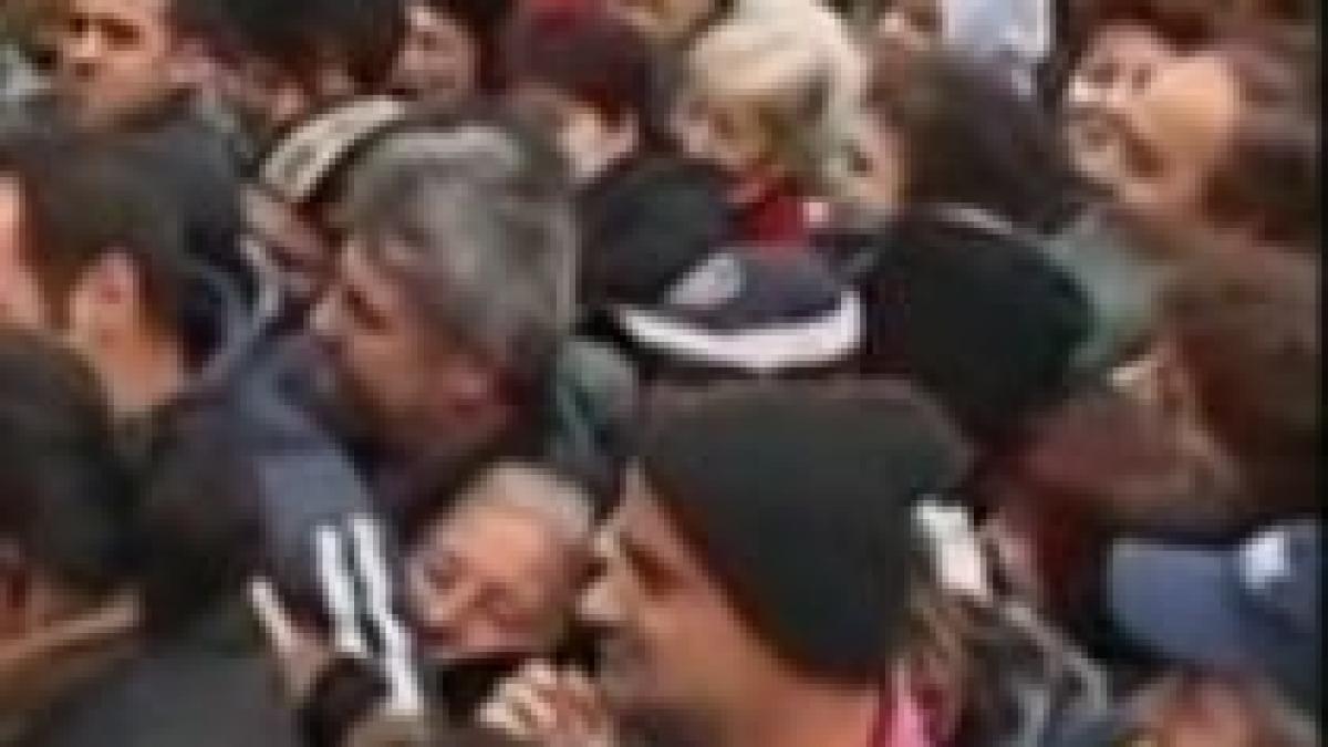 sute de alegatori la sectiile speciale din tara vor reusi sa voteze toti pana la inchiderea urnelor