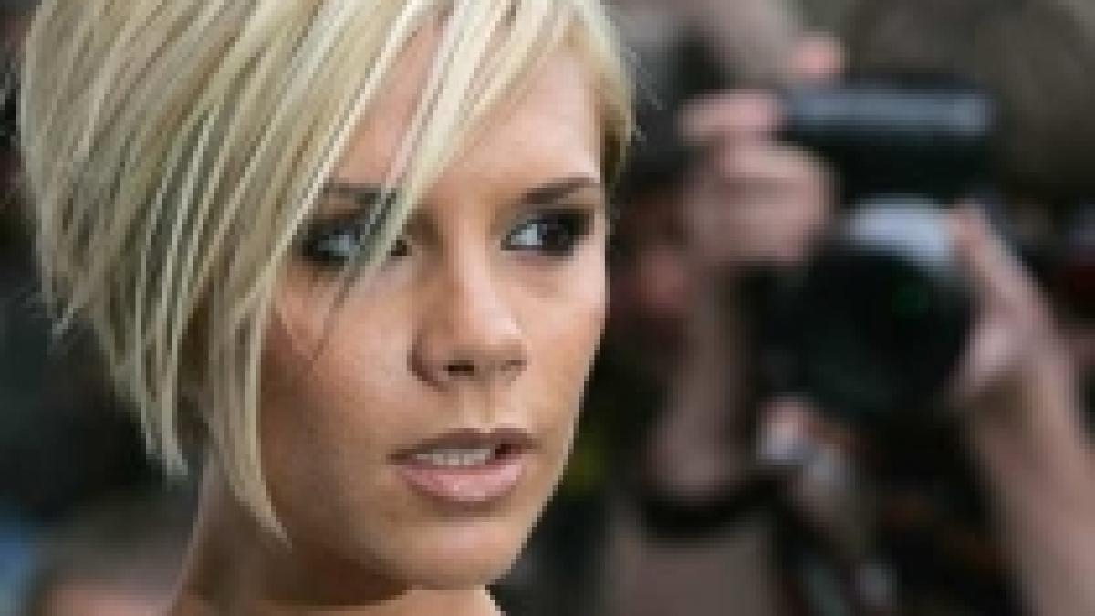 victoria beckham cu jumatate de milion de dolari mai saraca ultima sa colectie de rochii furata