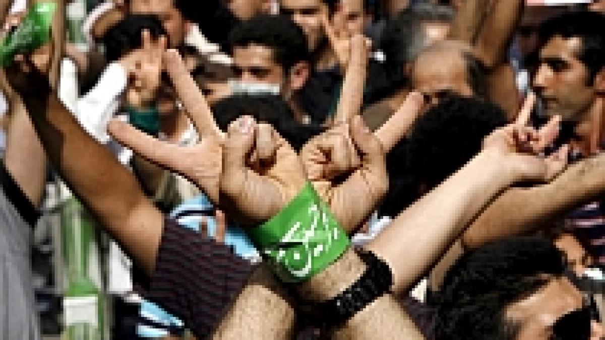 pregatiri pentru demonstratii studentesti iran opreste internetul