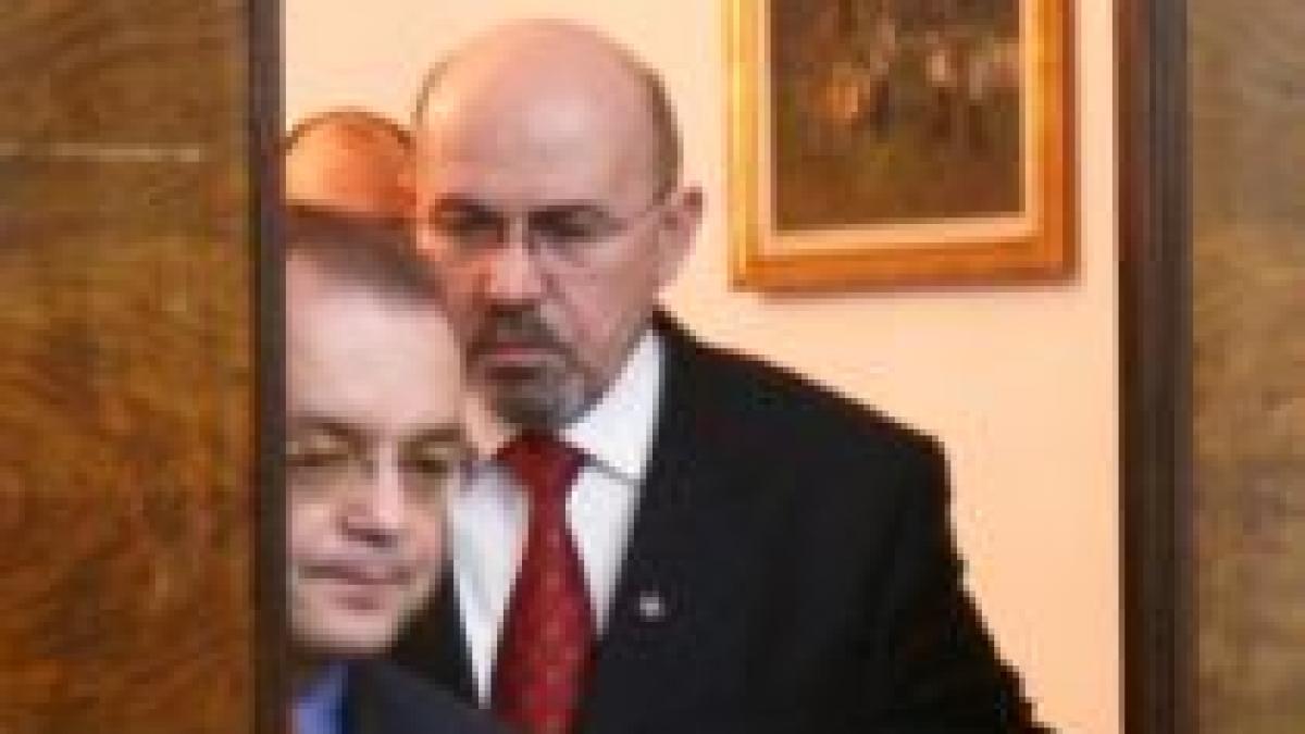 emil boc informat de marko bela ca udmr doreste sa intre la guvernare emil boc informat de marko bela ca udmr doreste sa intre la guvernare