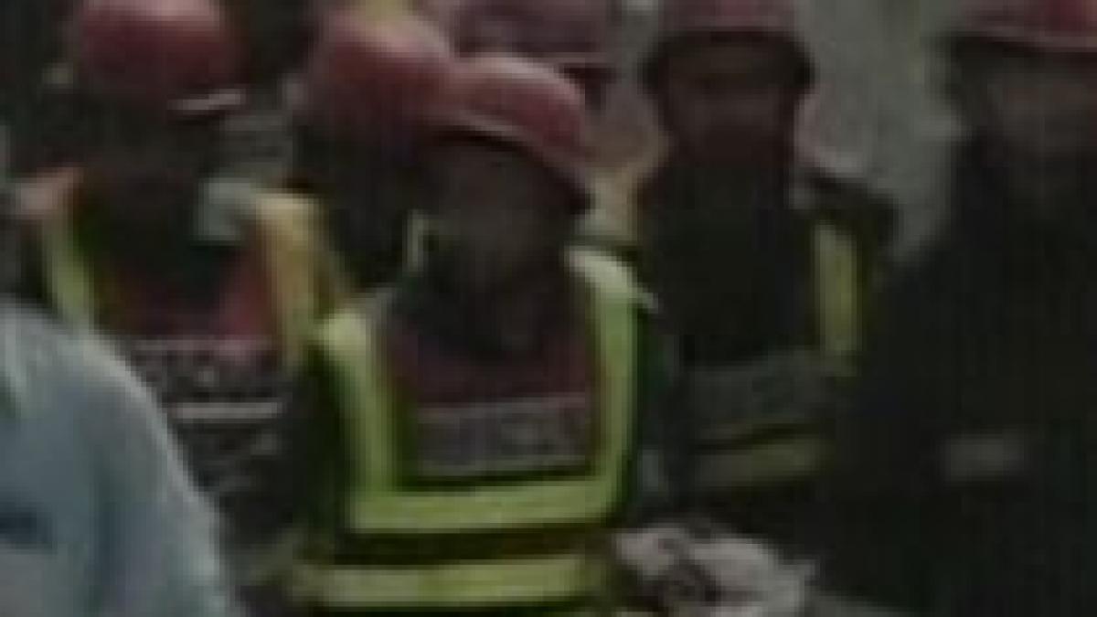 pakistan trei atentate comise in aceeasi zi cel putin 43 de oameni ucisi video