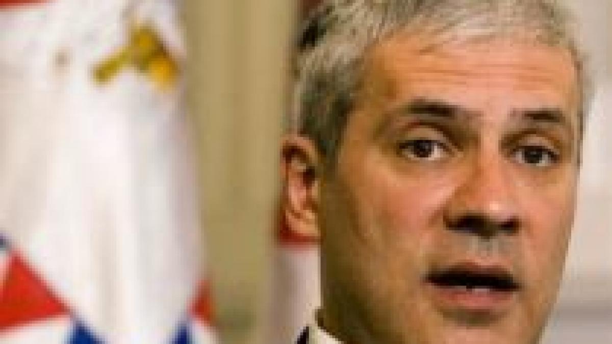 presedintele serbiei a scapat usor cu o amenda de 400 de euro dupa ce a baut pe stadion