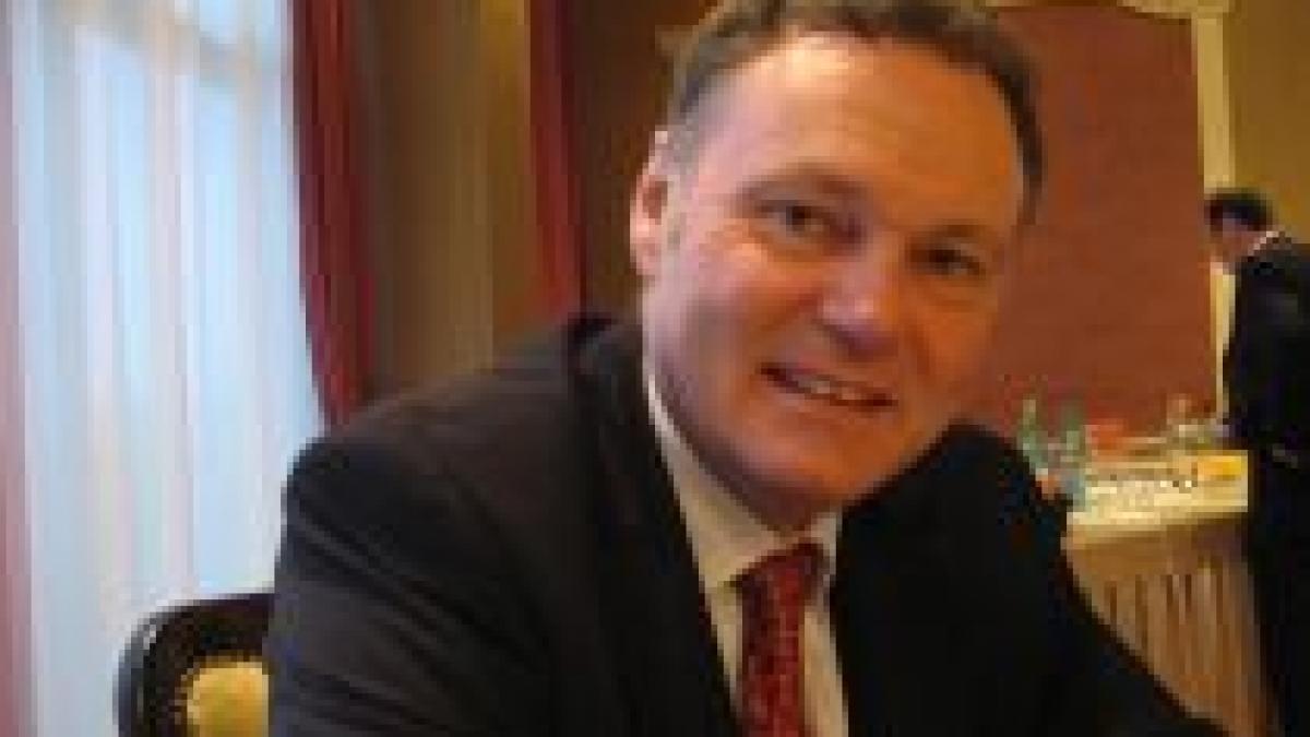 michael grewe ceo mercedes in romania am ajuns la cel mai scazut nivel situatia pietei auto e