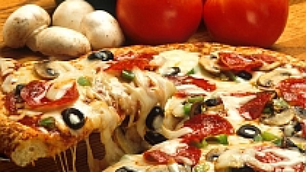 pizza napoletana protejata de ue doar anumite ingrediente si metode de gatit permit folosirea