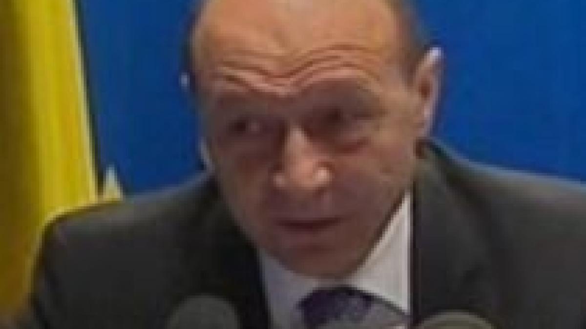 traian basescu cine crede ca presedintele se ocupa cu trimiteri la dna este copil video