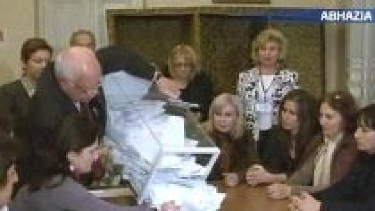 republica separatista abhazia si a ales sambata presedintele