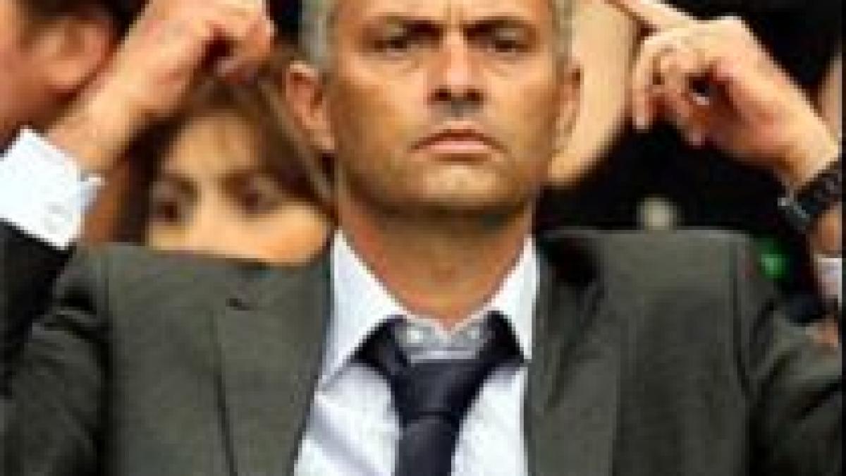 mourinho a injurat si agresat un jurnalist italian si si a pus presa in cap