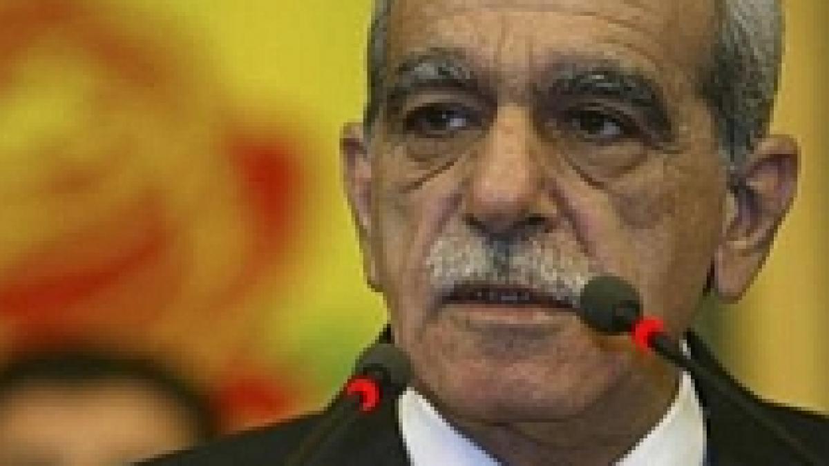 parlamentarii kurzi demisioneaza in masa din parlamentul turc partidul lor scos in afara legii