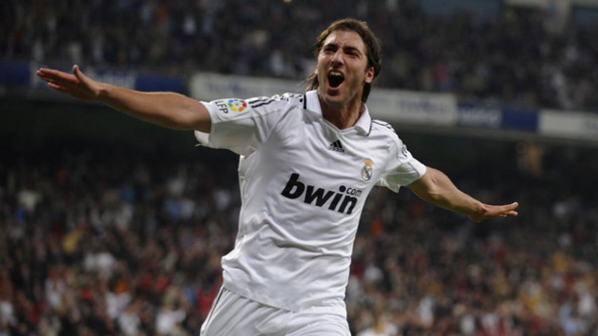 real madrid invinge zaragoza la scor de tenis in ultimul meci din 2009