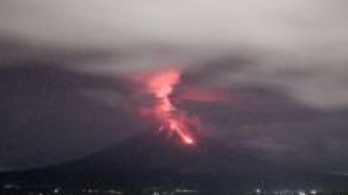 alerta in filipine vulcanul mayon va erupe in urmatoarele zile