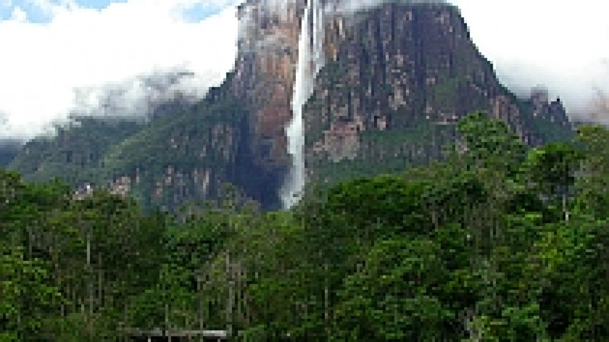 chavez vrea sa schimbe numele cascadei angel cea mai mare din lume