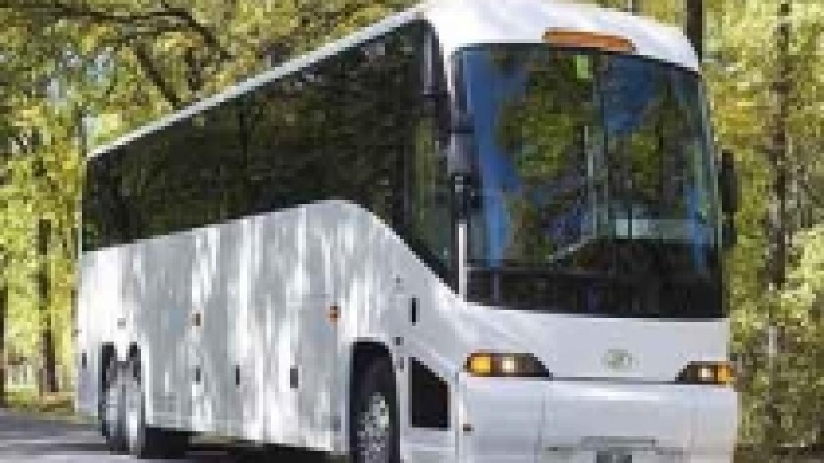 autocar duhnind a marijuana si scrumiere active cedate de banci americane in faliment