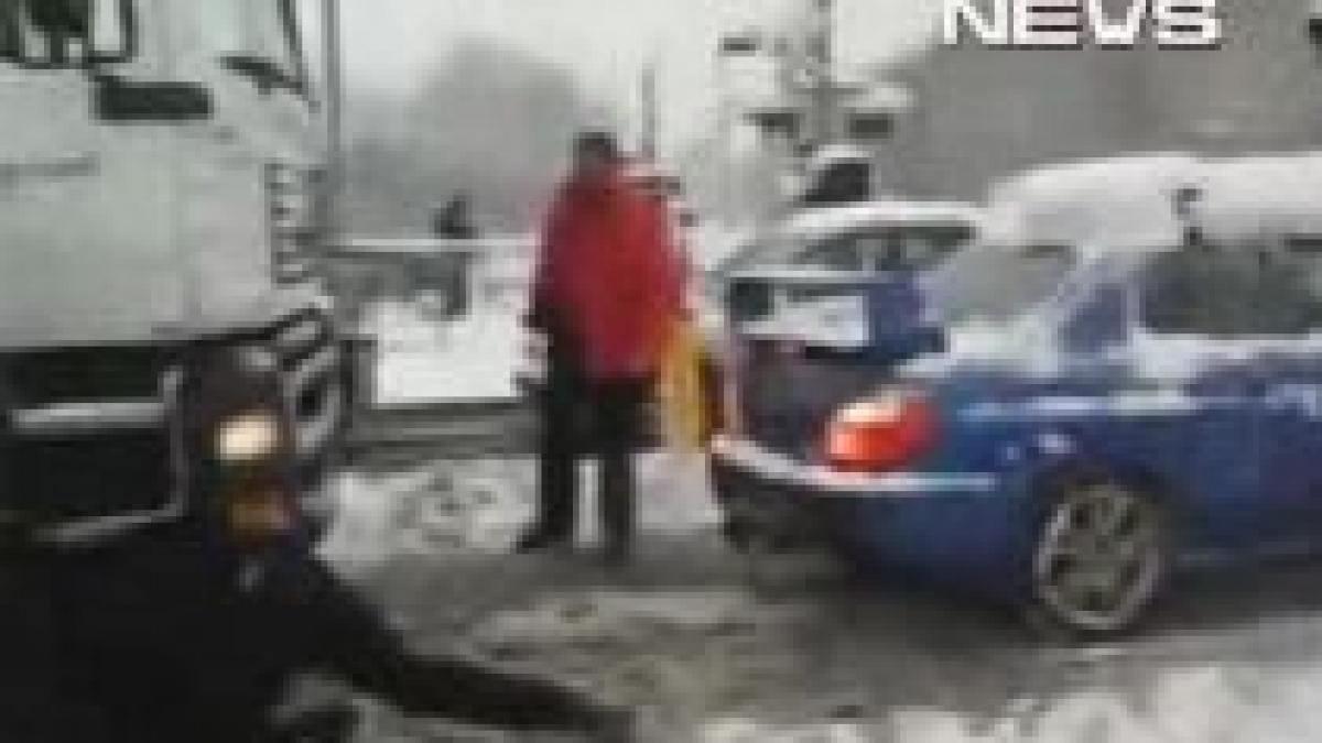 camion scos din zapada de un subaru impreza video