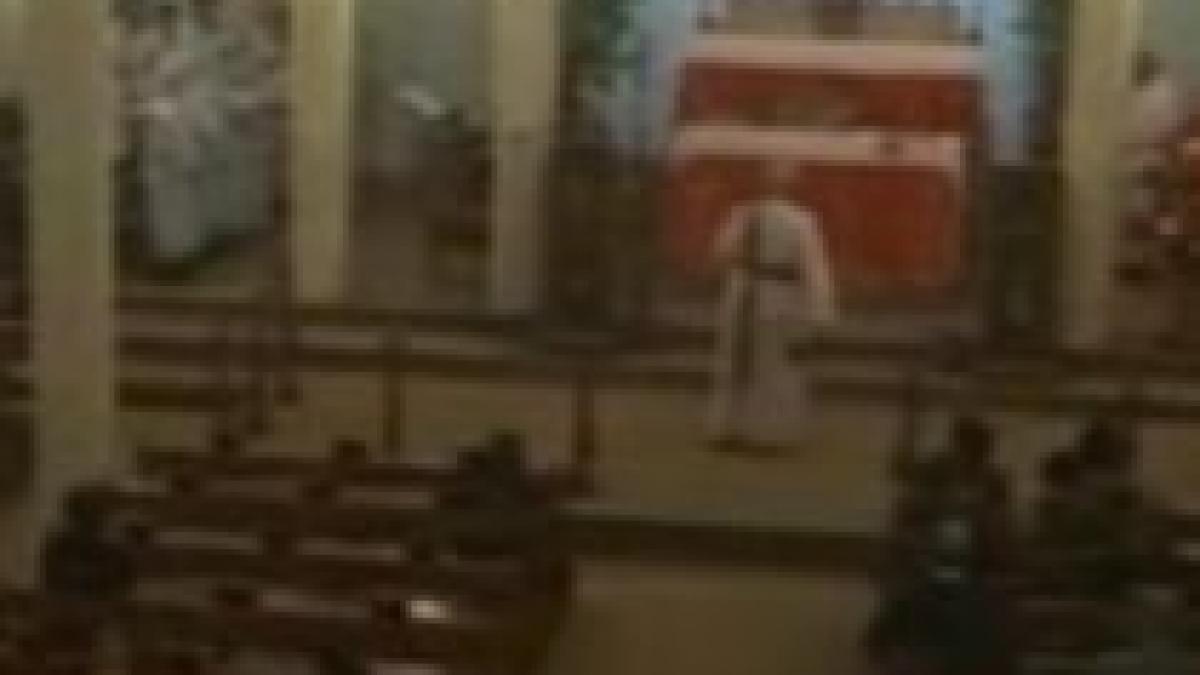 bisericile crestine din irak aproape pustii din cauza amenintarilor teroriste video