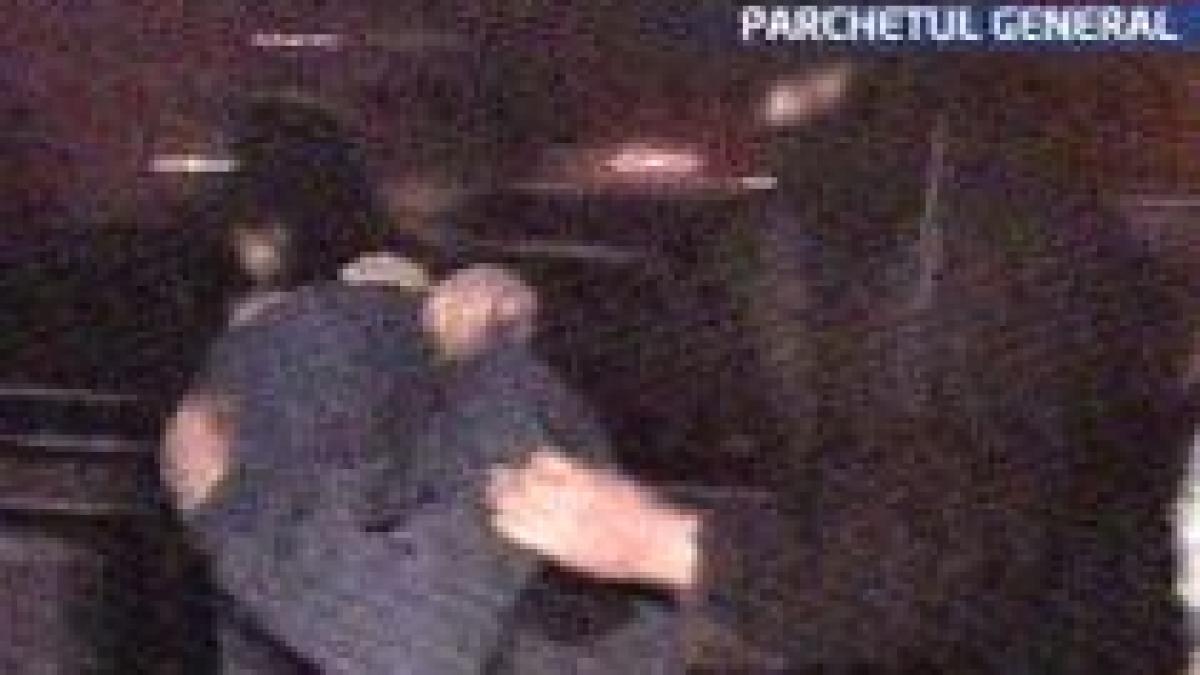 cinci persoane retinute in cazul armelor de la ciorogarla