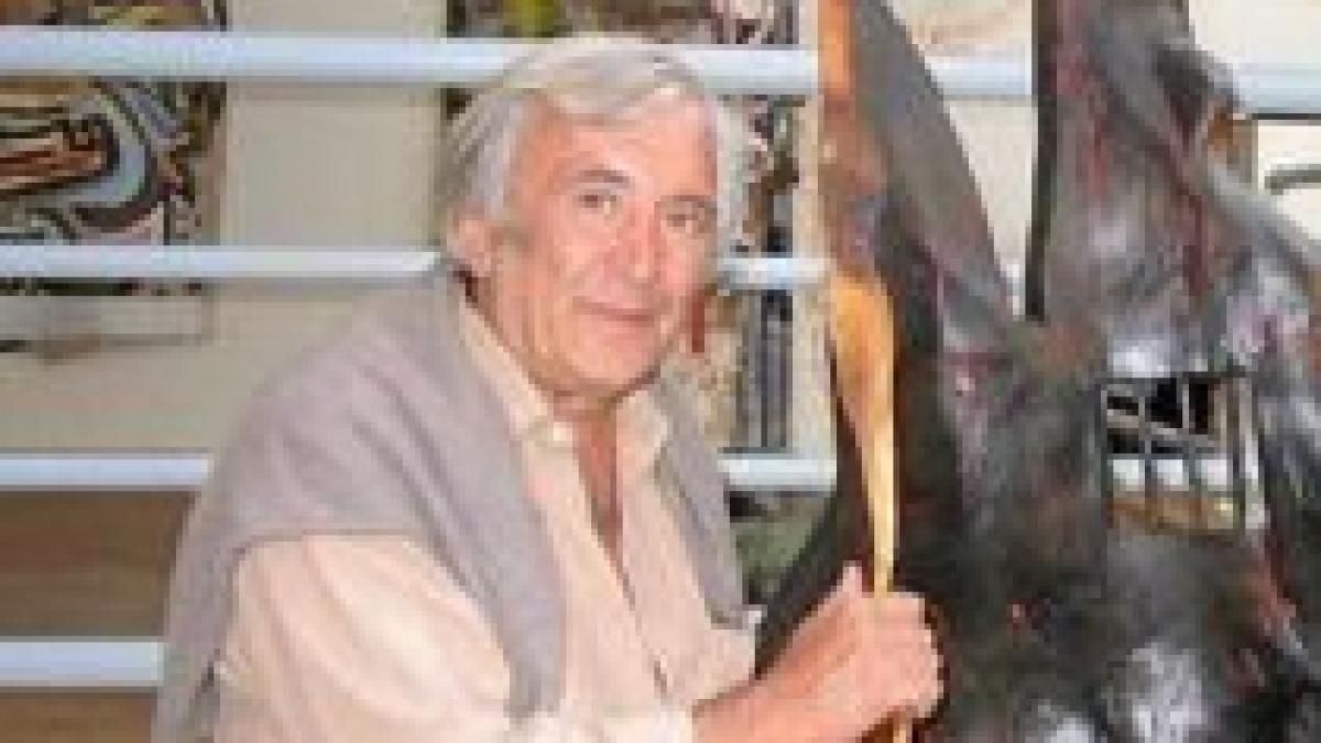 franta artistul dan sprinceana si a ars o opera in semn de protest