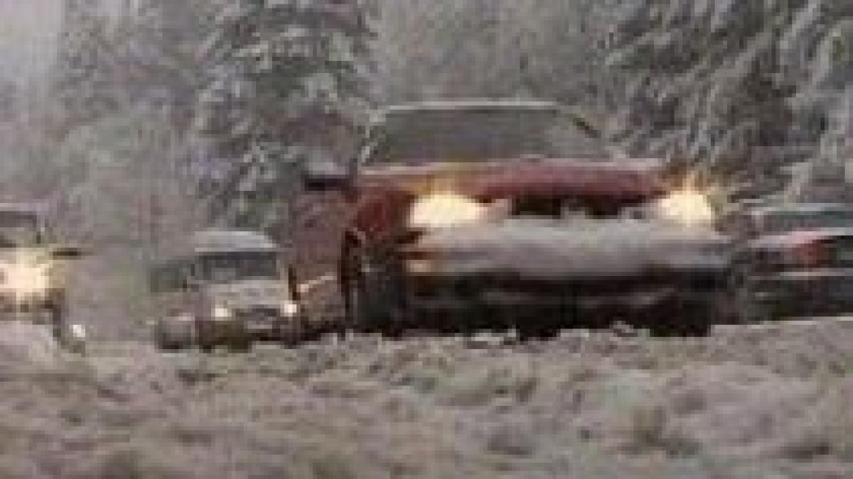 trafic ingreunat de zapada si viscol in gorj vezi zonele unde circulatia se desfasoara cu