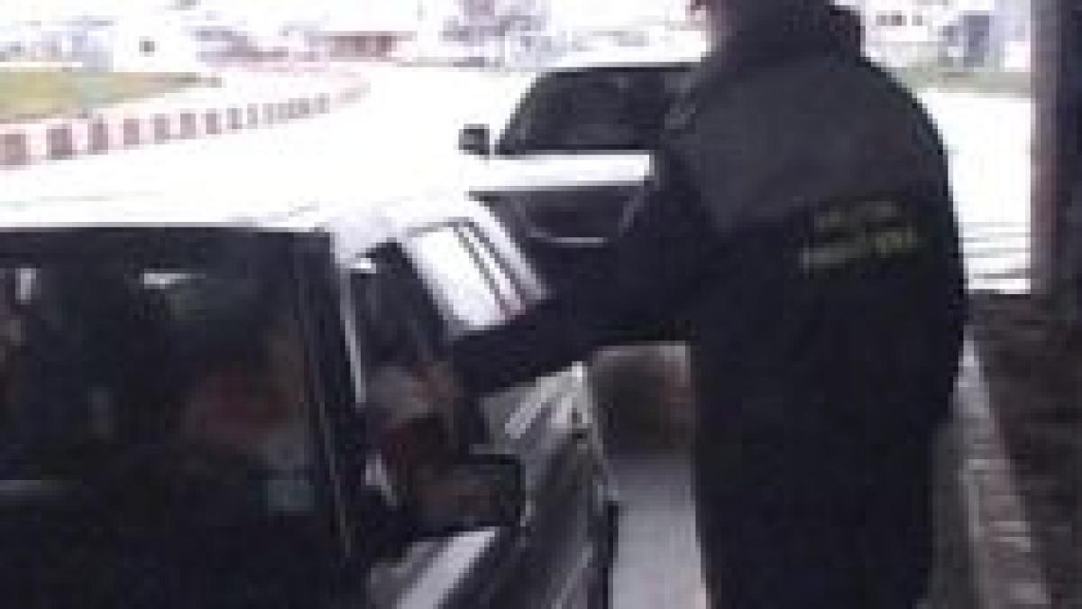 aglomeratie in vama nadlac mii de romanii au luat drumul europei pentru a si petrece concediul