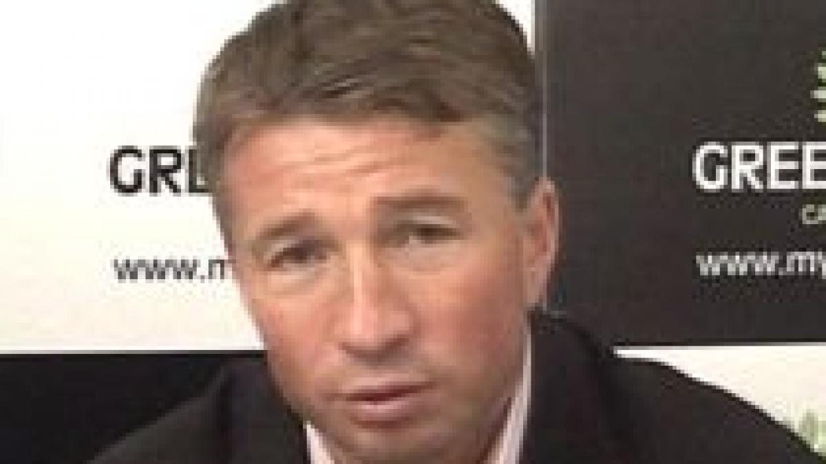 dan petrescu si a luat ramas bun plec din motive personale dar unirea imi ramane in inima video
