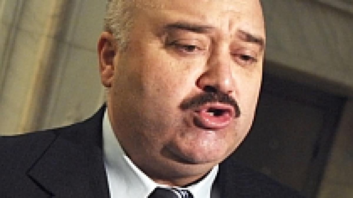 senatorul voicu si omul de afaceri casuneanu cer ridicarea interdictiilor