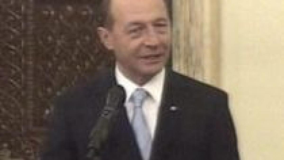 basescu admite am insistat pentru ministrii de externe si de finante video