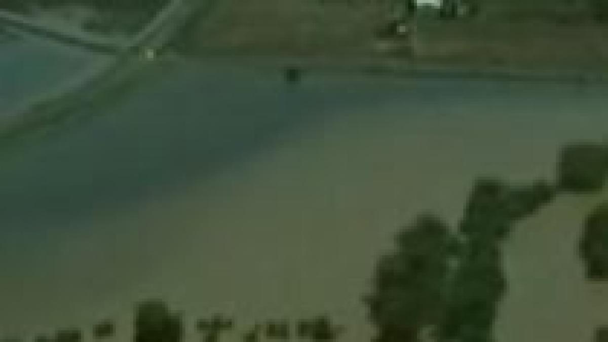 australia lovita de cele mai grave inundatii din ultimii 30 de ani video