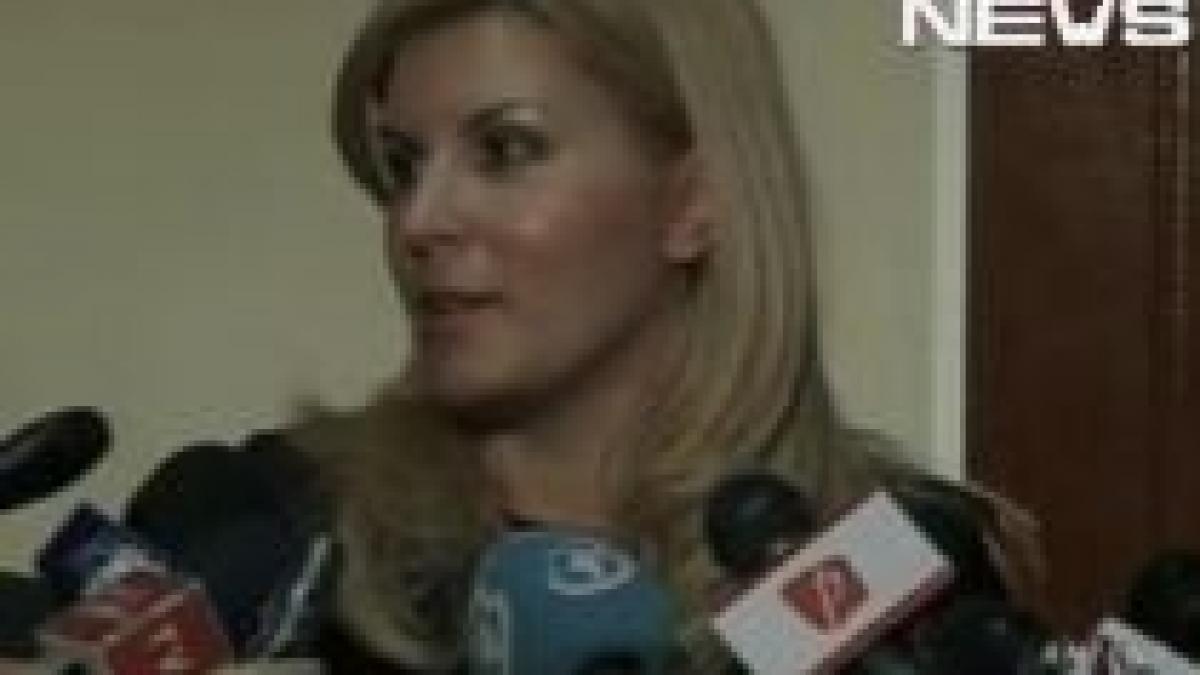elena udrea vrea sa construiasca un teren de golf in apropierea capitalei video