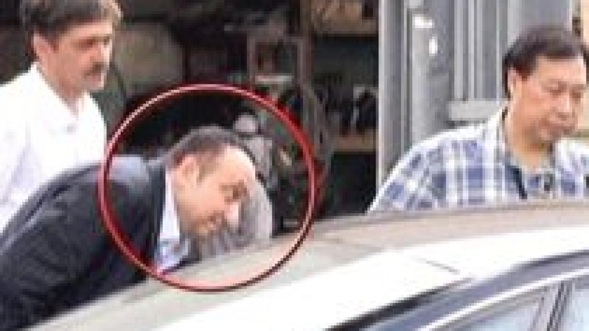 silviu ionescu suspendat din functia de atasat al romaniei in singapore si cercetat penal