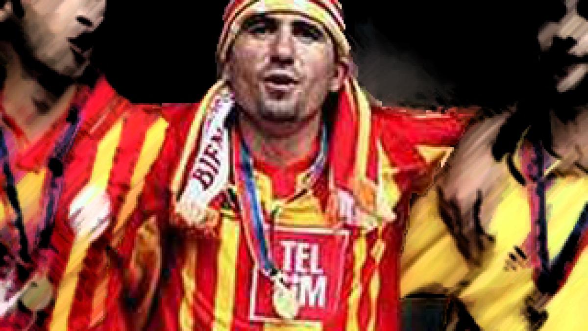 hagi le a interzis elevilor de la academia de fotbal sa asculte manele artistii se simt discriminati