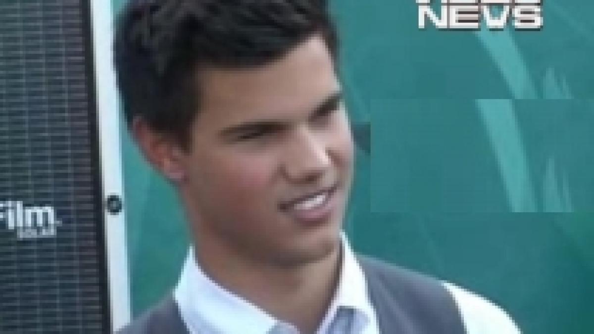taylor lautner cel mai bine platit tanar actor de la hollywood video