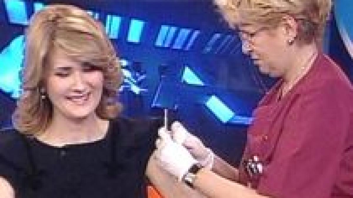 alessandra stoicescu s a vaccinat in direct impotriva gripei porcine video
