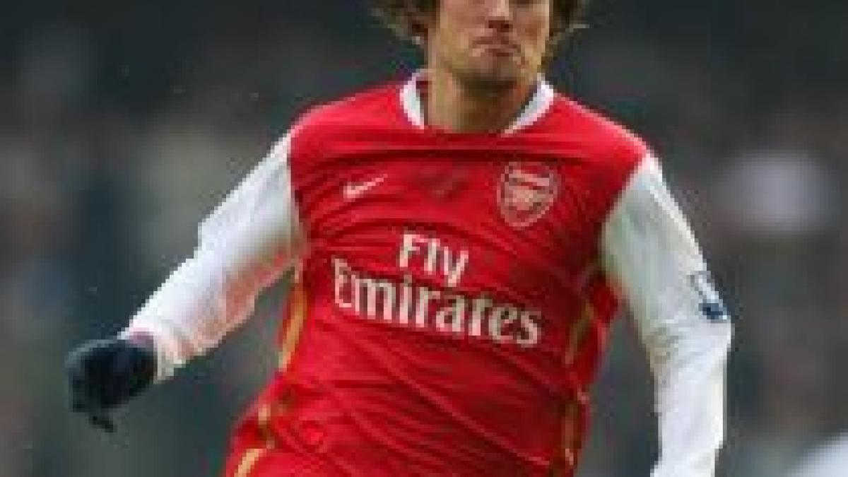 inghetul din anglia o amorteste si pe arsenal doar 2 2 cu everton pentru tunari