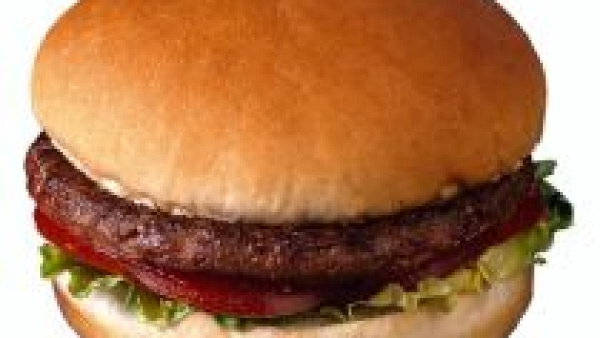 taxa fast food aplicata peste o luna si jumatate cele mai mari scumpiri se anunta la alcool