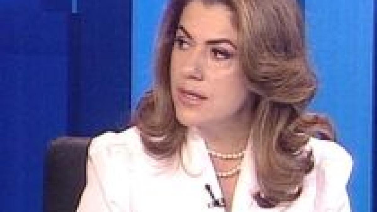 mihaela geoana crede ca sotul sau a fost atacat energetic in timpul confruntarii cu basescu video