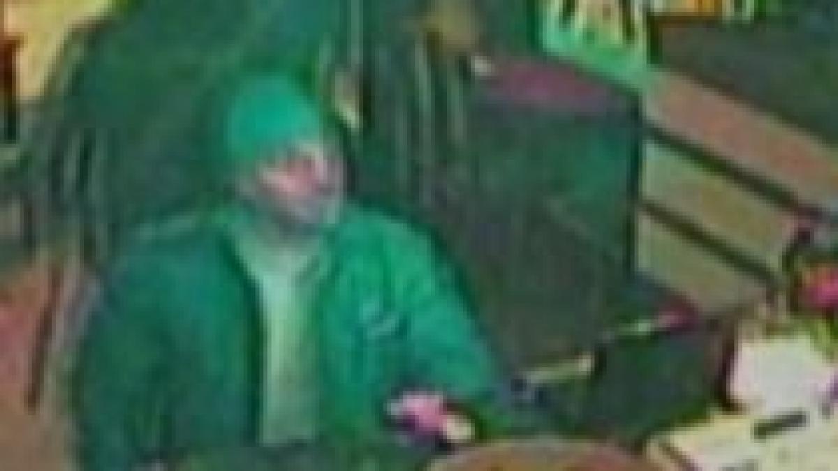 Înjunghiat în propriul bar, pentru că a cerut unui client să îşi plătească datoria (VIDEO)