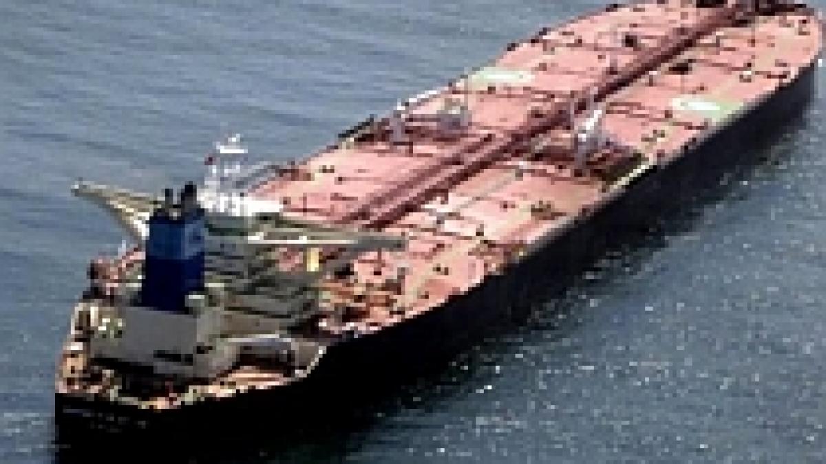 nava cu marinar roman rapita de pirati somalezi eliberata pentru o suma record