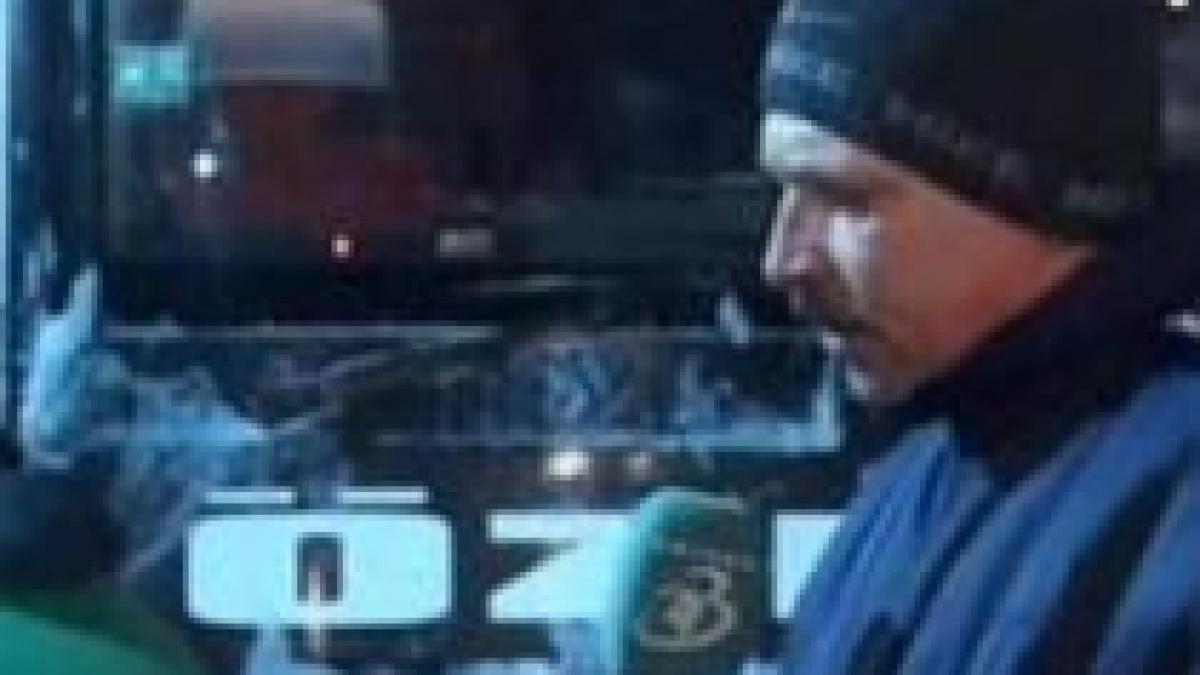 un autocar cu 13 turisti romani blocat peste 24 de ore in bulgaria video