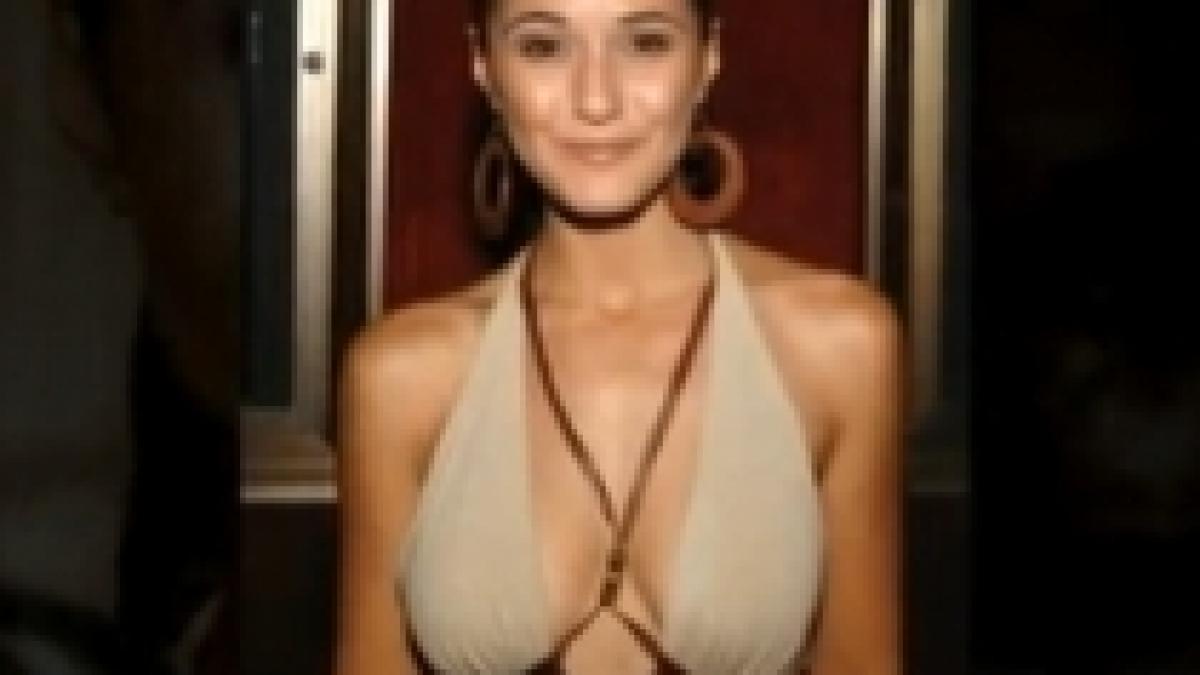 topul celor mai frumoase 99 femei din showbiz video