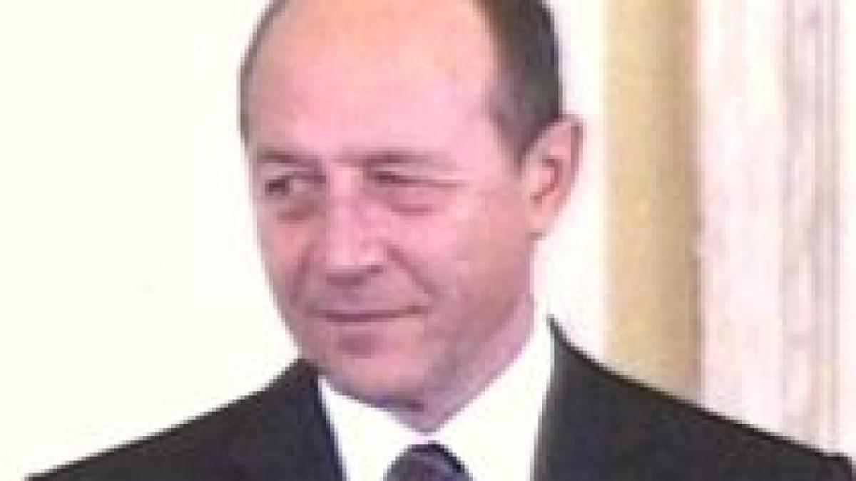 traian basescu prima vizita externa din noul mandat va fi la chisinau saptamana viitoare video