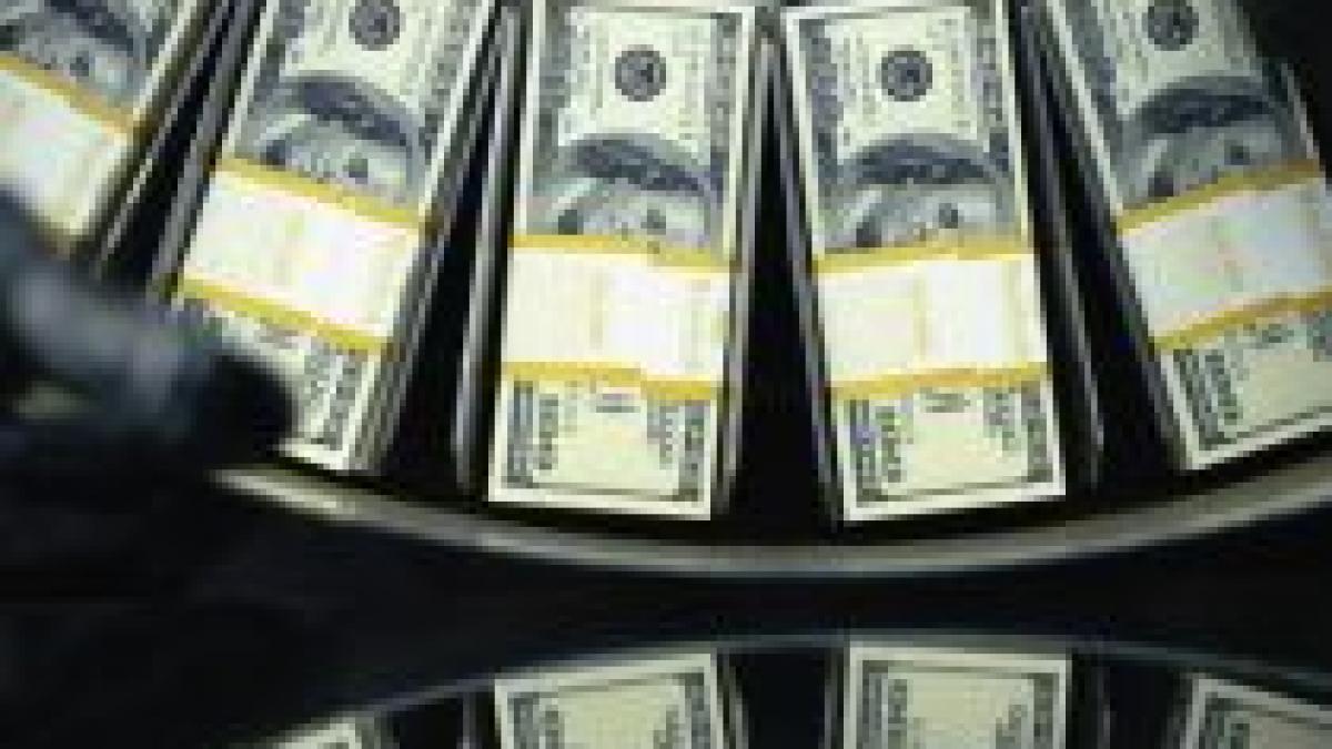 venezuela nationalizeaza trei banci si inchide alte doua