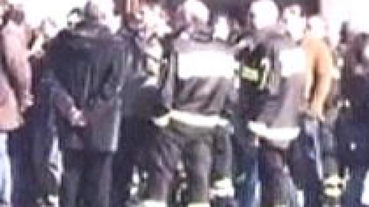 furie criminala un pompier din roma si a injunghiat cinci colegi si a lovit alti cinci cu masina